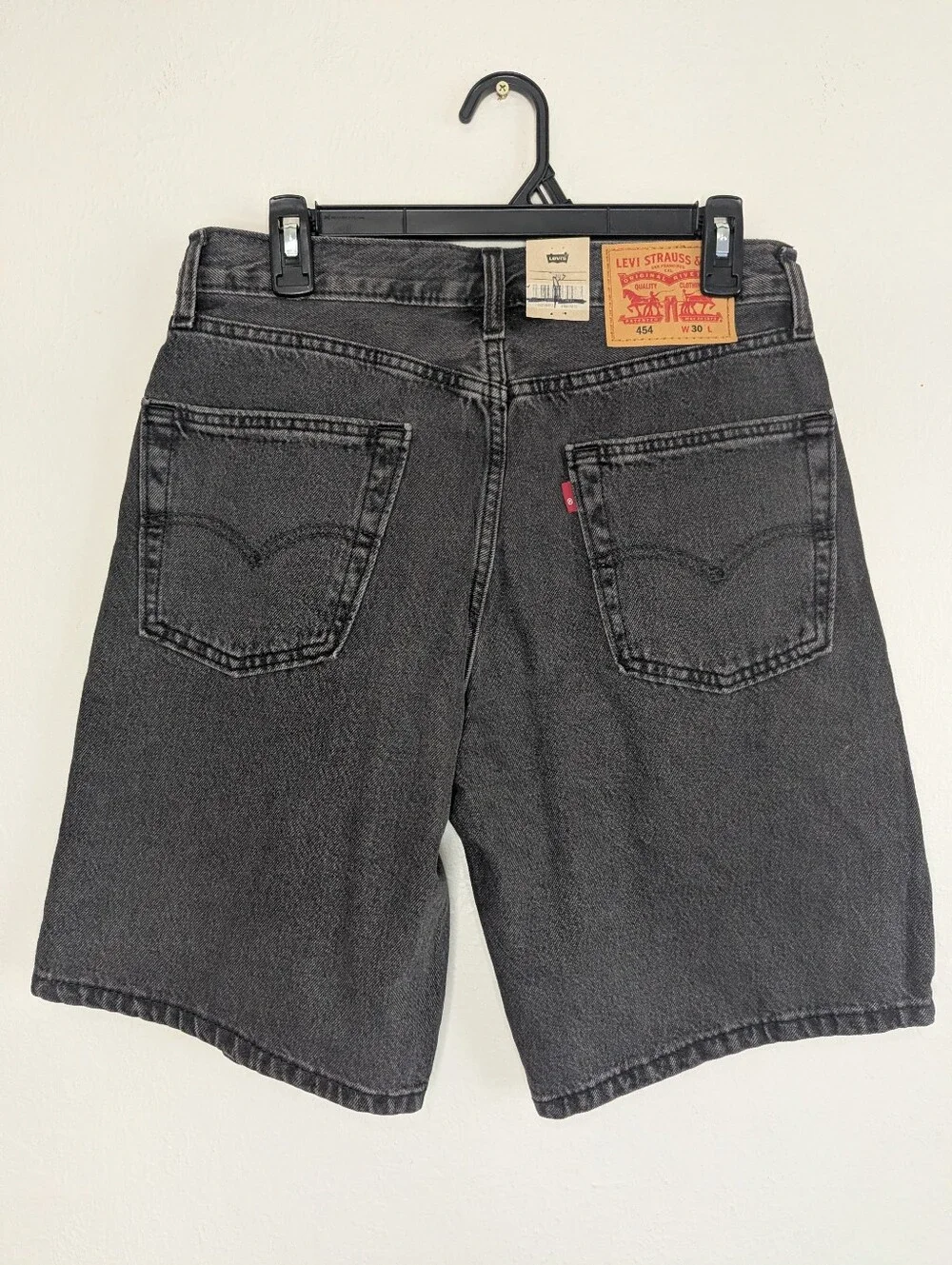 NWT Levi's 454 Relaxed Fit Shorts Men's Size 30